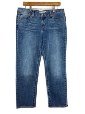 Levi's Boyfriend Jeans Size 31 Medium Wash